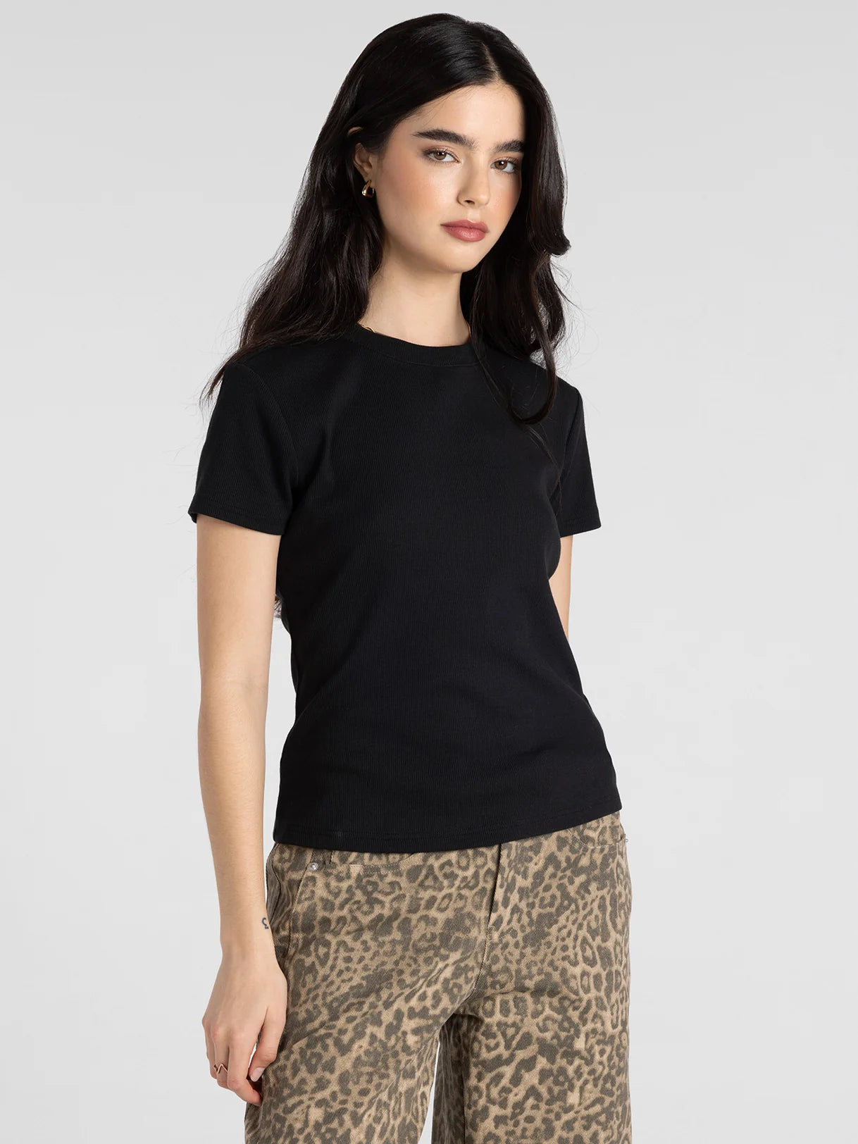 Annie Ribbed Tee - The must have basic for Fall