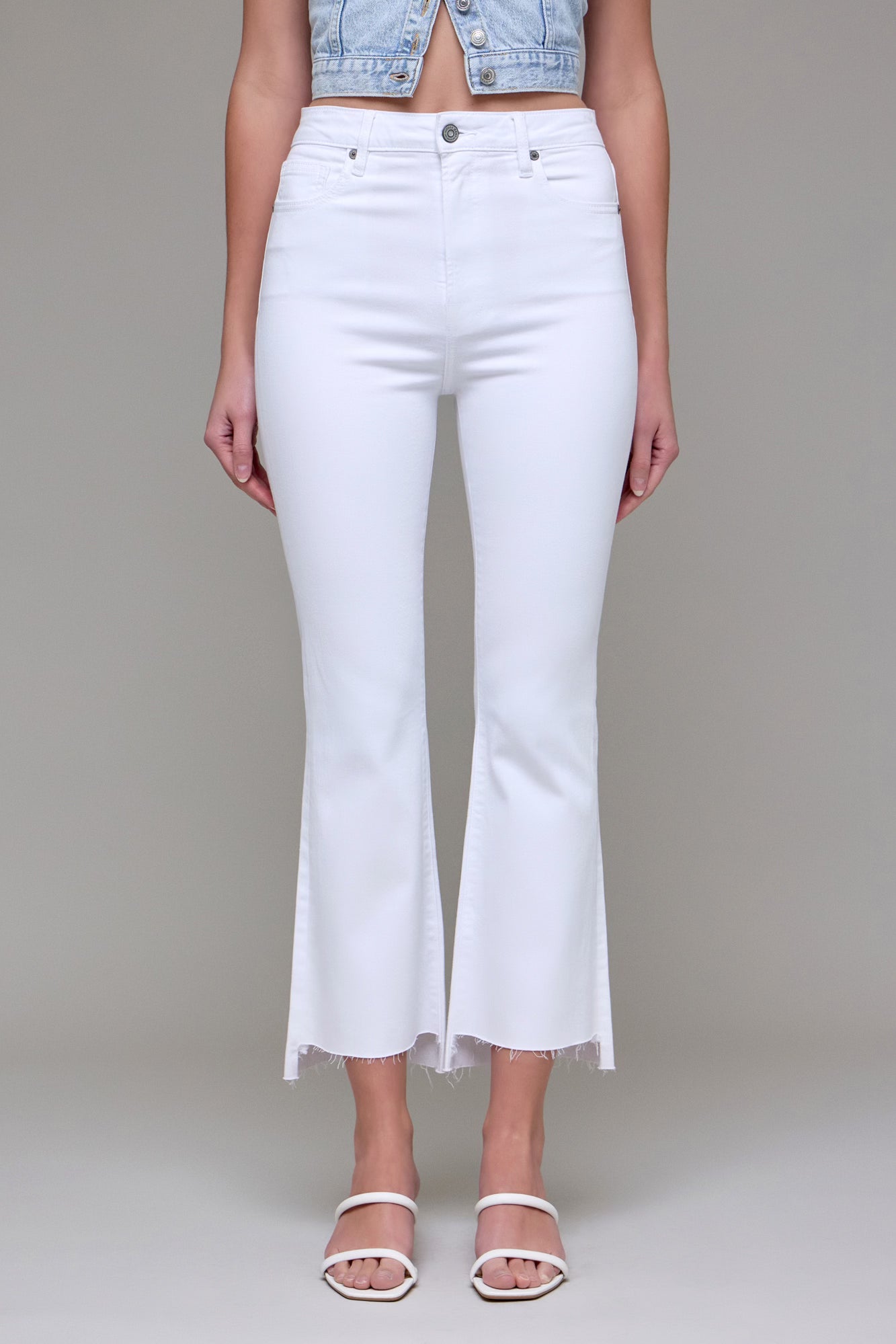 Happi Step Crop Flare