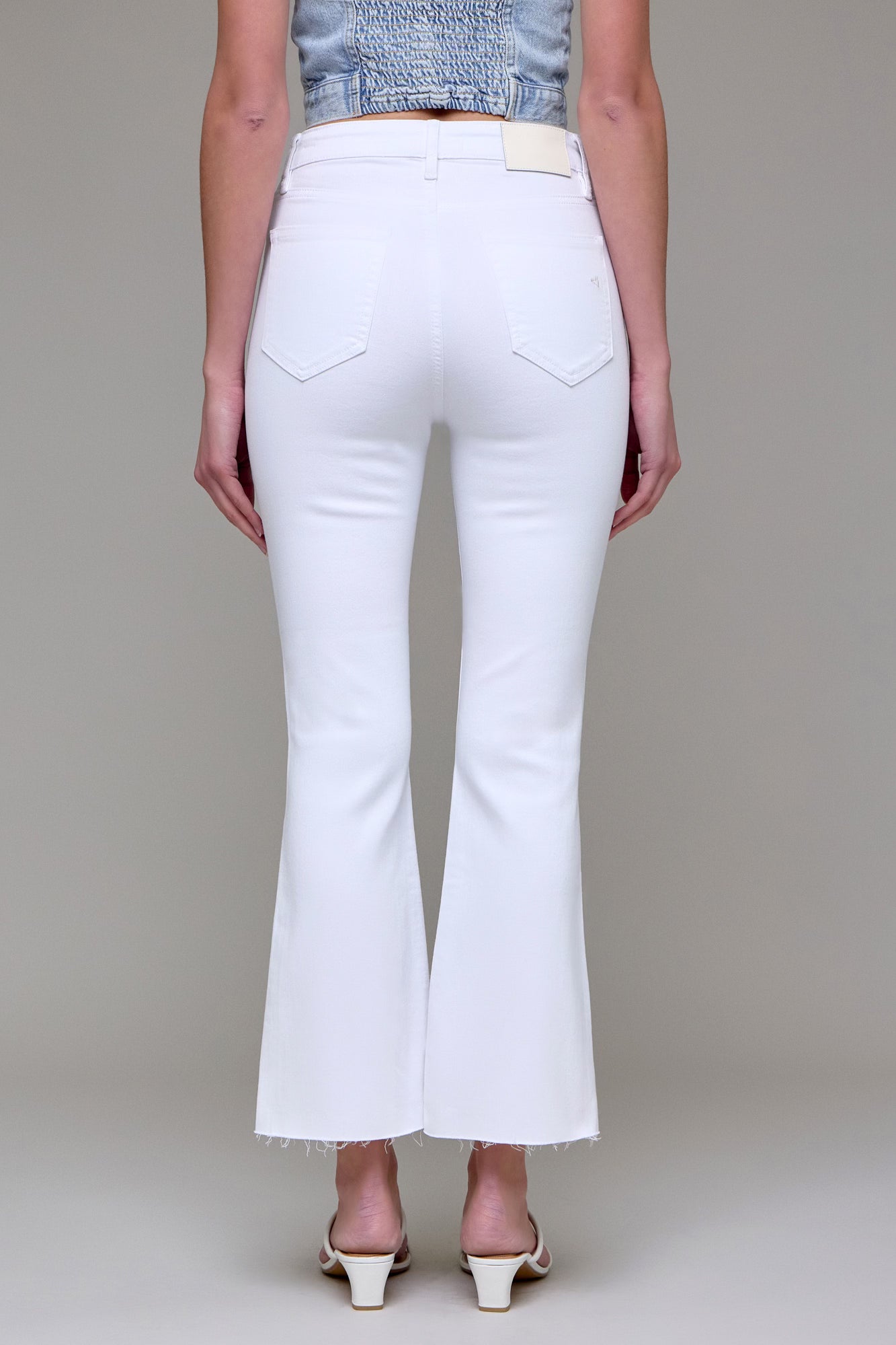 Happi Step Crop Flare