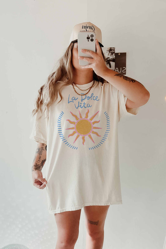 LA DOLCE VITA OVERSIZED TEE